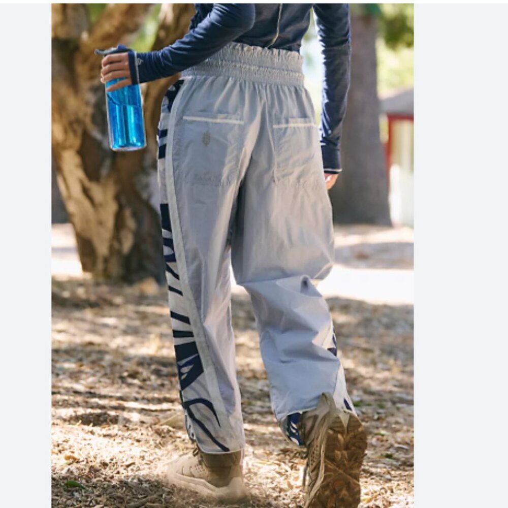 new FREE PEOPLE MOVEMENT Champ is Here Printed Athletic Pants 252 - Picture 4 of 9